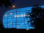 Allianz Arena Aussenhaut blau